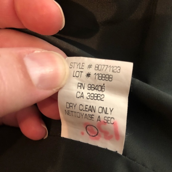 GUC Theory Black and light pinstripe blazer size 6 - Picture 5 of 5